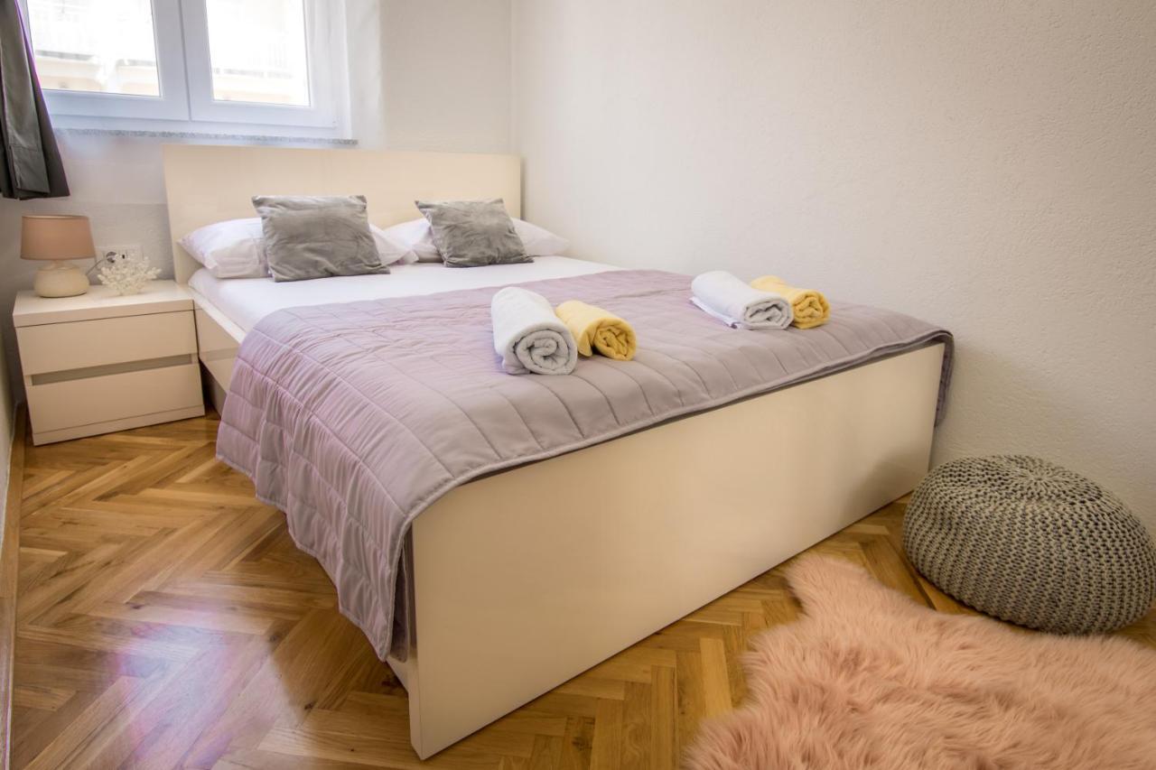 Apartamento Apartman Petra Makarska Exterior foto