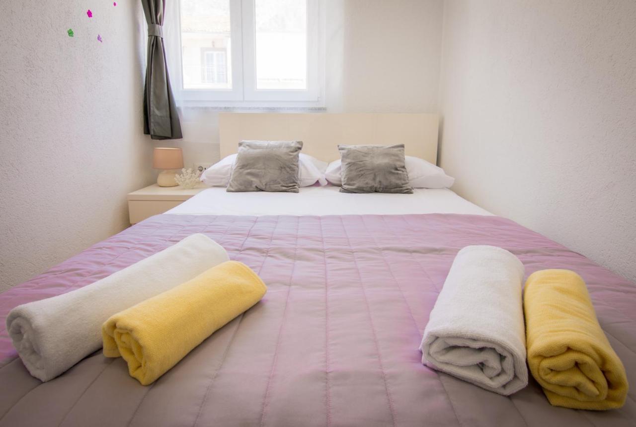 Apartamento Apartman Petra Makarska Exterior foto