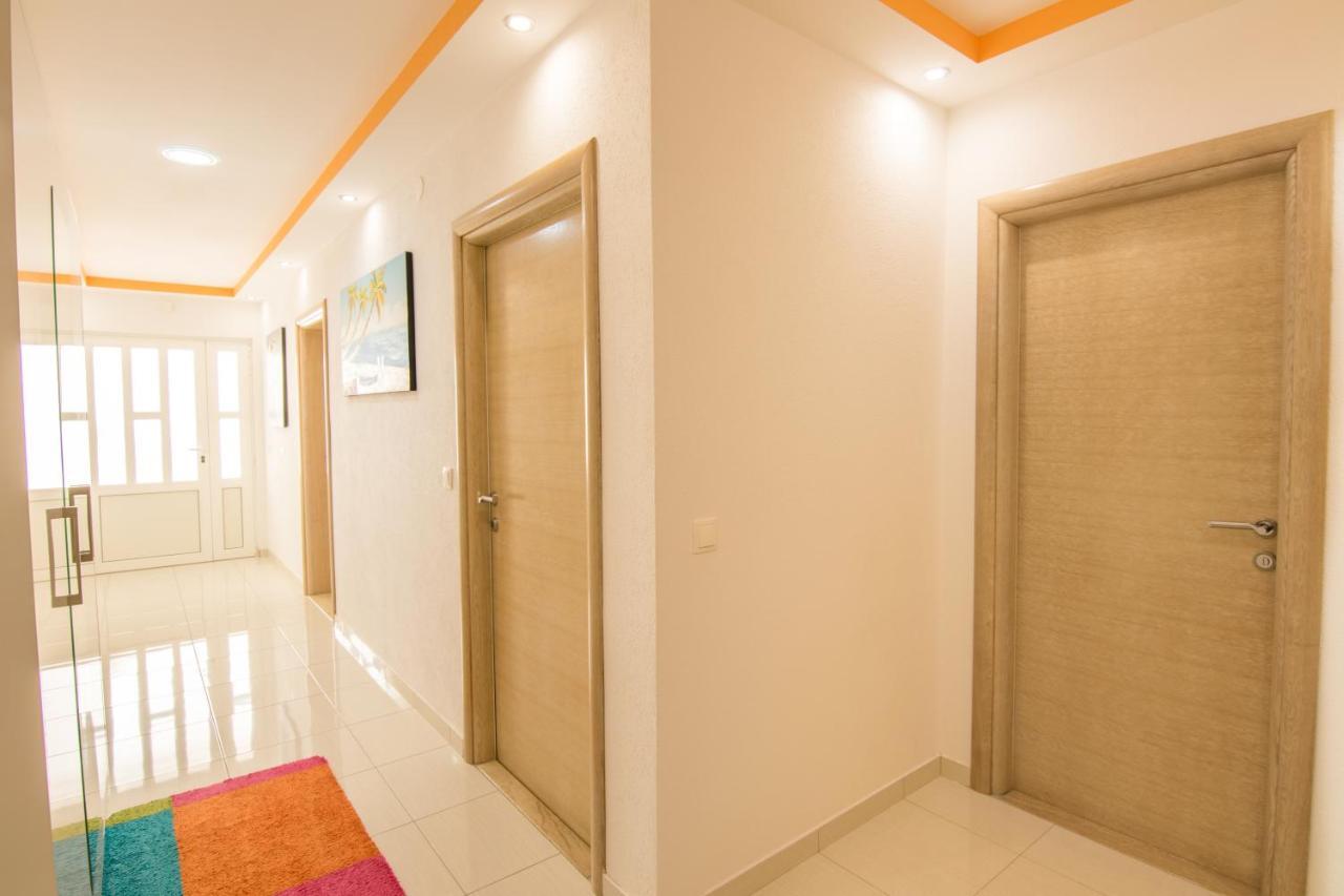 Apartamento Apartman Petra Makarska Exterior foto