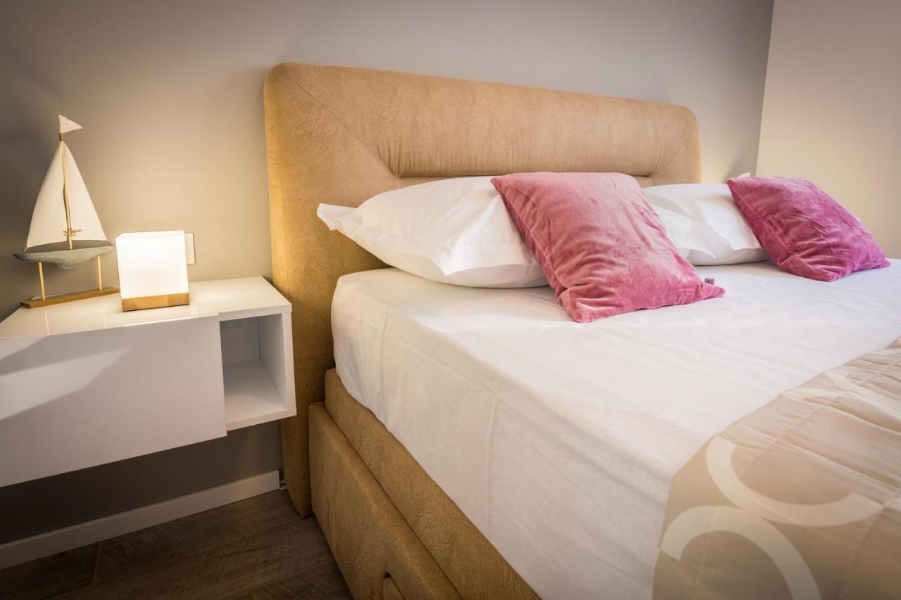 Apartamento Apartman Petra Makarska Exterior foto